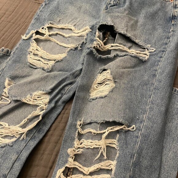 Women's Blue Jeans - Picture 4 of 4